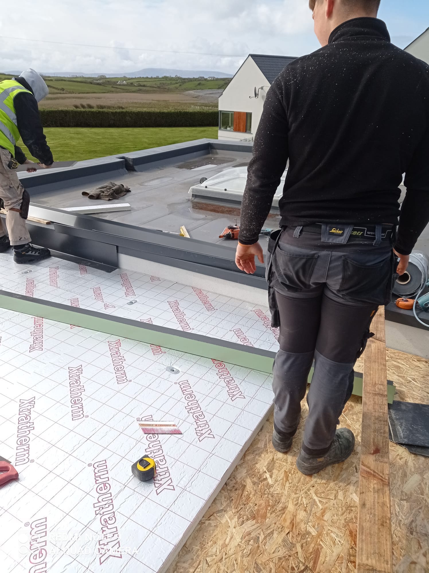 Flat roof insulation