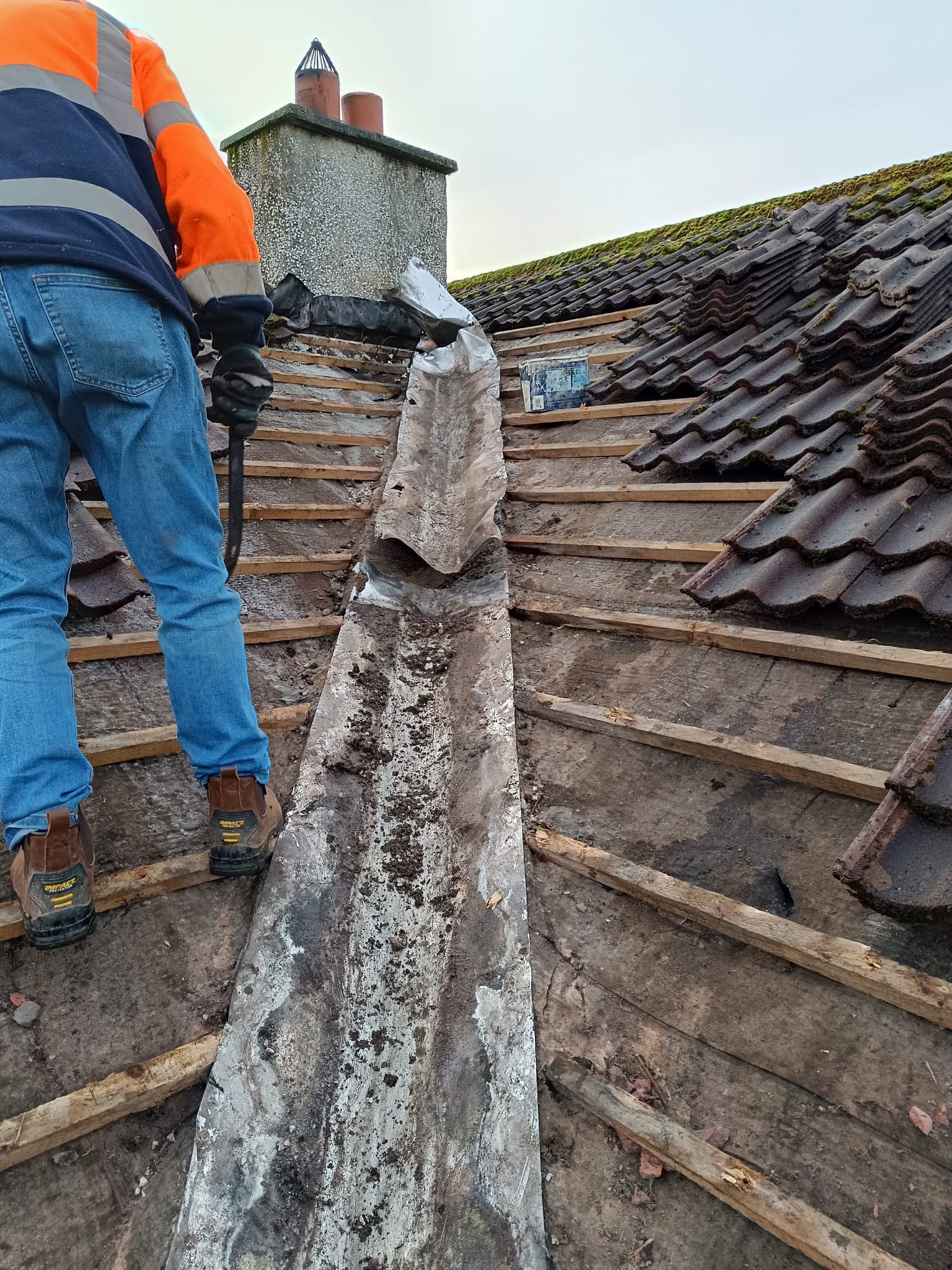 Roof valley repair
